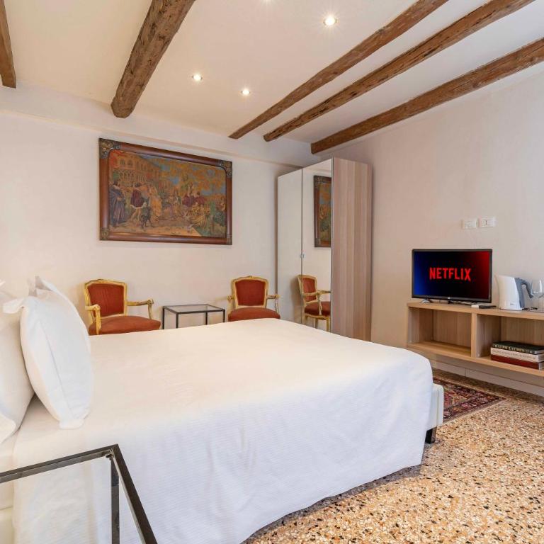 Biennale Ensuite Rooms By Bricola Apartments - Camera Matrimoniale Deluxe (2 Adulti + 1 Bambino) - 2