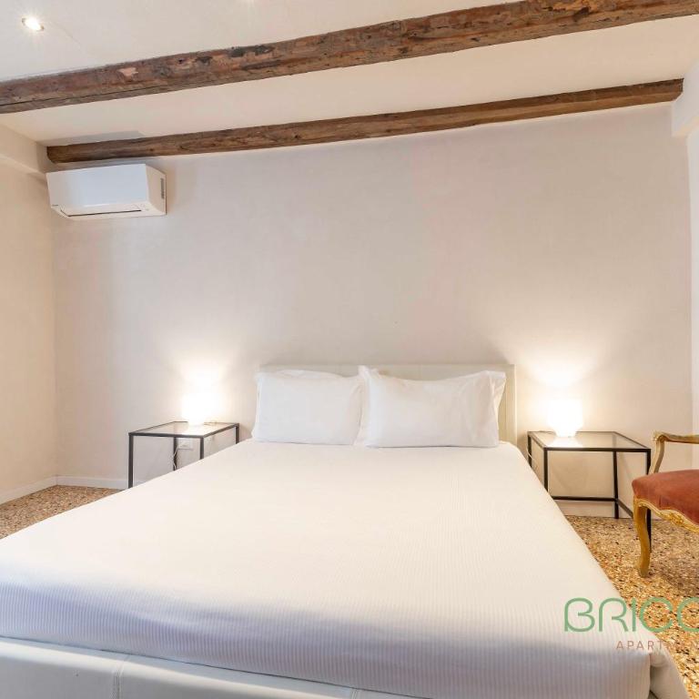 Biennale Ensuite Rooms By Bricola Apartments - Camera Matrimoniale Deluxe (2 Adulti + 1 Bambino) - 6