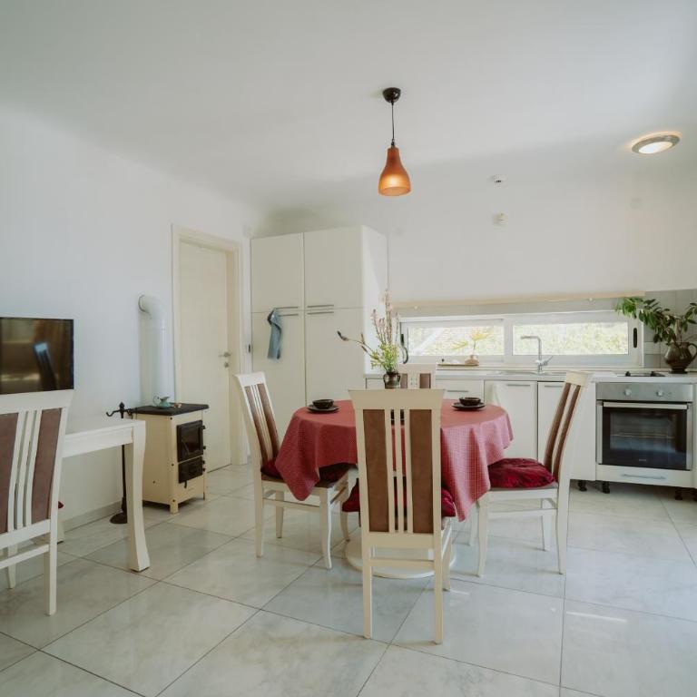 Mahakala Center - One-Bedroom Apartment with Sea View and Terrace - 16
