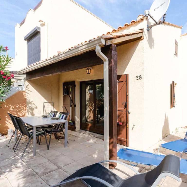 Pavillon Studio Mezzanine à Narbonne-Plage avec Piscine - FR-1-409-241 - Villa - 2