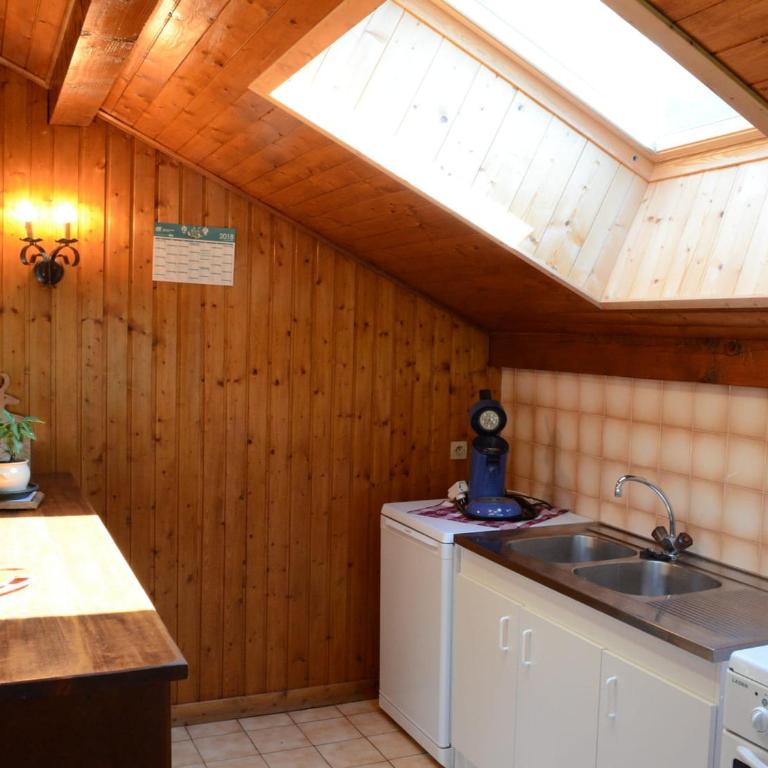Appartement cosy 3 pièces, 4 pers, balcons, proche centre et télécabines à Châtel - FR-1-676-65 - Appartement - 4