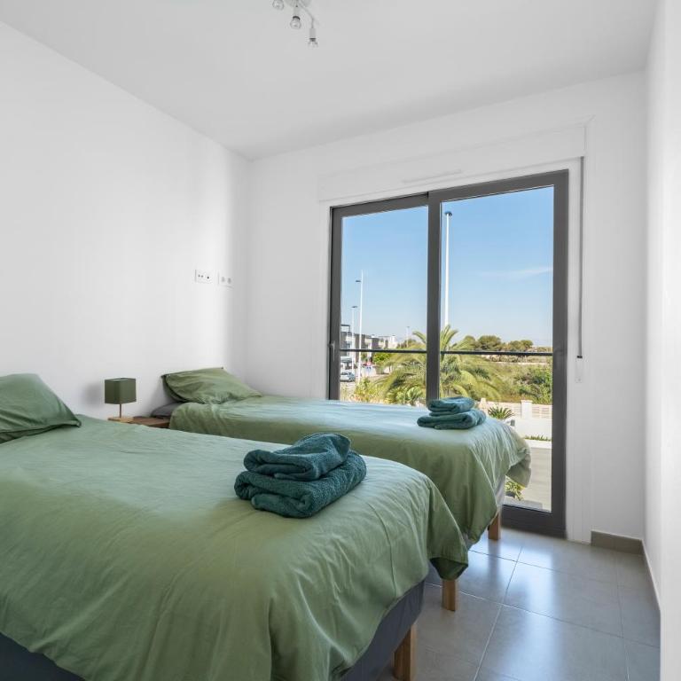 Luxury Casa Bos Palm Tree - Villa with Jacuzzi and Pool - Three-Bedroom Villa - 16