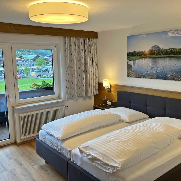 Hotel Egerthof B&B - Doppelzimmer mit Balkon - 4
