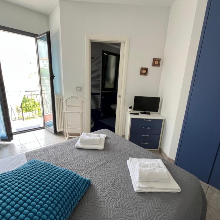 Casa Dade - One-Bedroom Apartment - 10