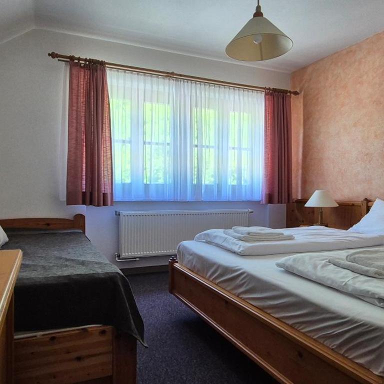 Sporthotel Dachstein West - Dreibettzimmer - 4