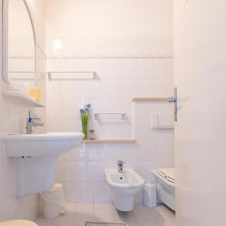 Hotel Record - Standard Double Room - 3