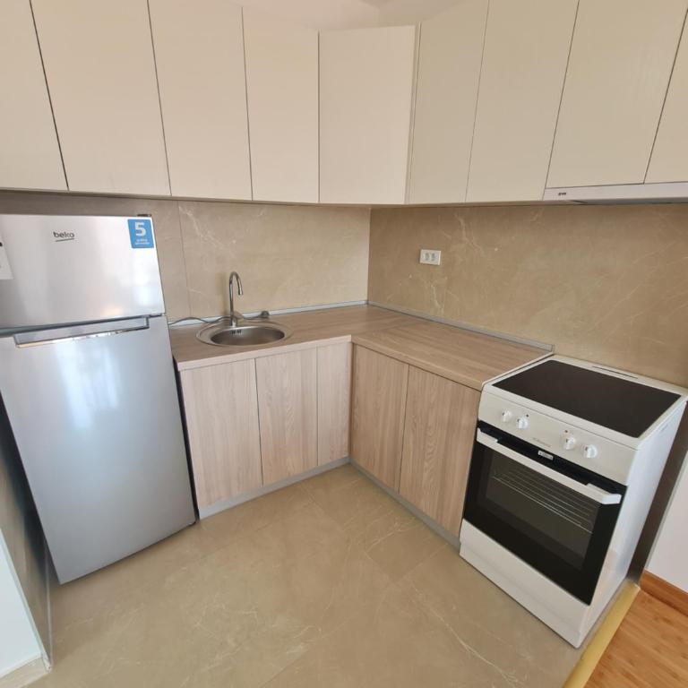 ZI Apartments - One-Bedroom Apartment - 7
