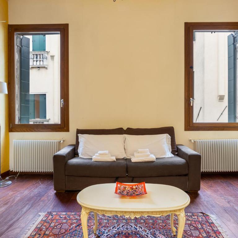 Top Venice Apartments and Rooms Ostreghe Bridge - Appartamento Deluxe con 1 Camera da Letto e Vista Città - 20