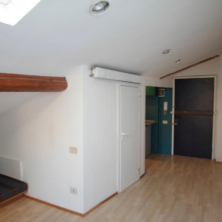 Mansardina Petroni - One-Bedroom Apartment - 9