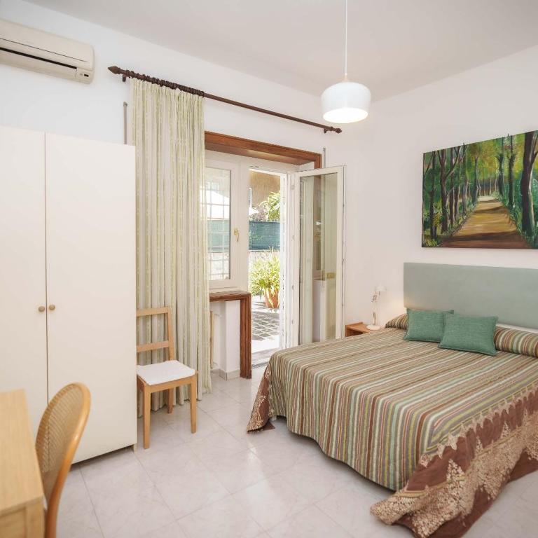 Le Tare B&B - Camera Doppia con Letti Singoli con Bagno Privato Esterno - 1