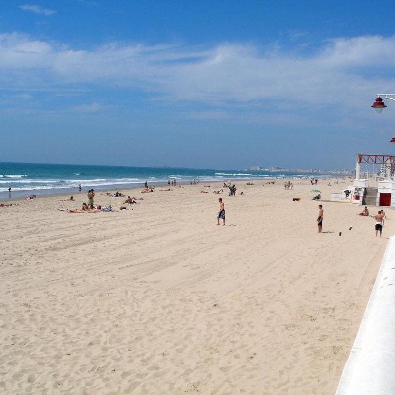 Apartamento Cantabrico junto a la playa y al Hospital Puerta del Mar - Apartamento de 1 dormitorio - 14