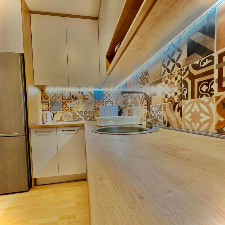Apartment Clover Sarajevo - Apartman sa 2 Spavaće Sobe i Balkonom - 10