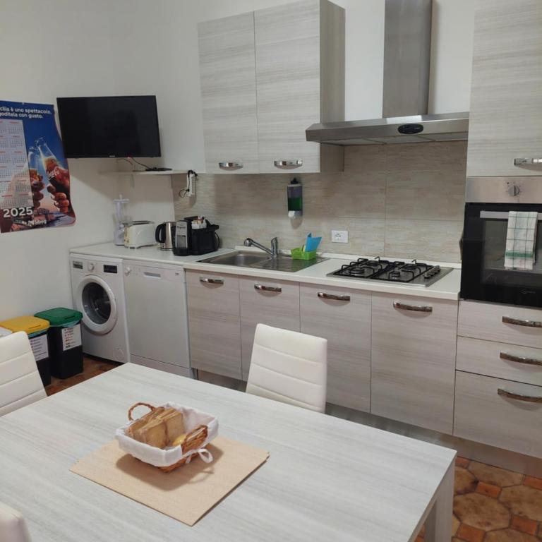 Appartamento a Mondello - Appartamento Standard con 2 Camere da Letto - 3