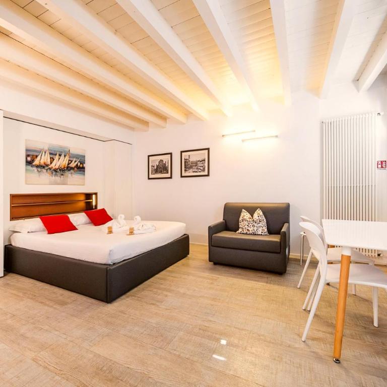 ApartmentsArena - Zini Studios - Appartamento Monolocale con 1 Letto Matrimoniale - 2