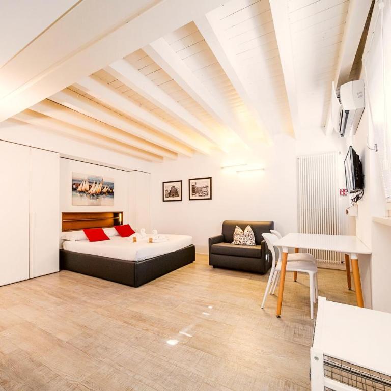 ApartmentsArena - Zini Studios - Appartamento Monolocale con 1 Letto Matrimoniale - 3