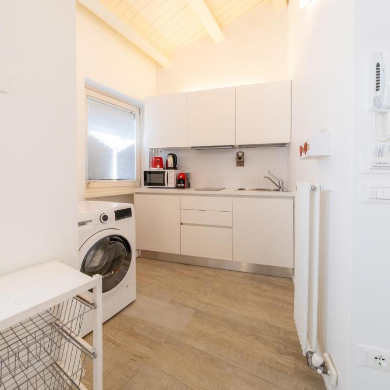 ApartmentsArena - Zini Studios - Appartamento Monolocale con 1 Letto Matrimoniale - 2