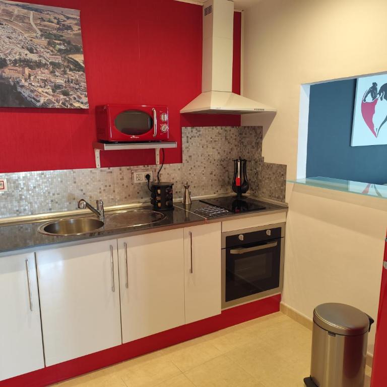 ÁTICO RILQUE, Apartamentos Independientes con Jacuzzi Privado y Terraza en Ronda - Apartamento Deluxe - 37