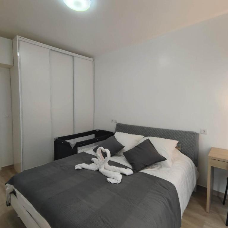 Belleville 10 - Appartement 2 Chambres - 10