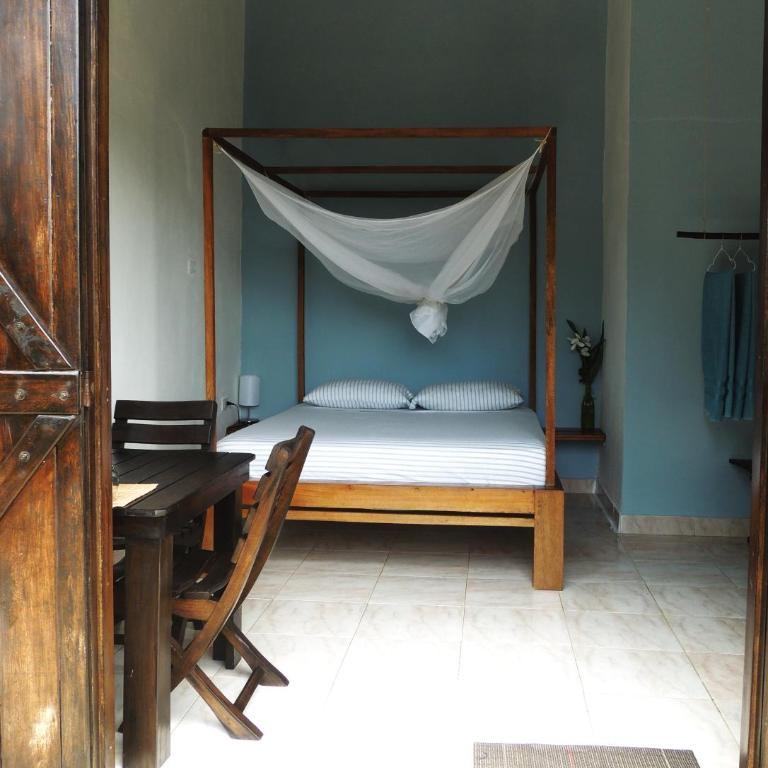 Casa AliBri - Habitación con cama grande y vistas al mar - 4