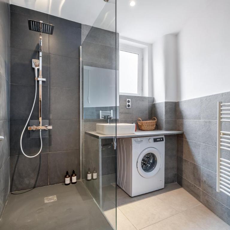 Nice Renting - 35 Massena - Architect Flat Ultimate Charm Massena Center - Appartement 1 Chambre - 9