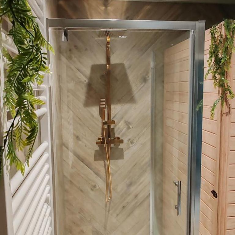 Jungle Room - Sauna, Jacuzzi, Cinéma - Hyper Centre - Appartement Supérieur avec Sauna - 40