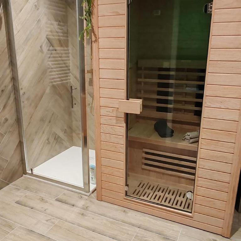 Jungle Room - Sauna, Jacuzzi, Cinéma - Hyper Centre - Appartement Supérieur avec Sauna - 38