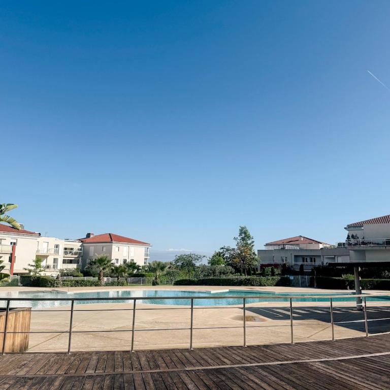 Spacious Seaside Condo with Garden & Sea-View - Appartement 3 Chambres - 20