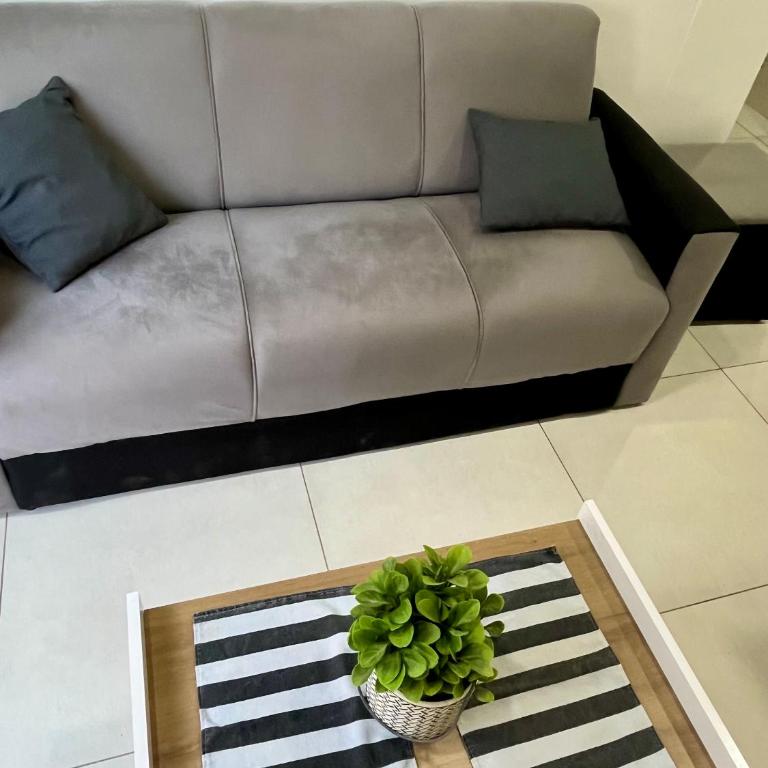 Apartamento en edificio nuevo con wifi y piscina - Queen Studio - 17