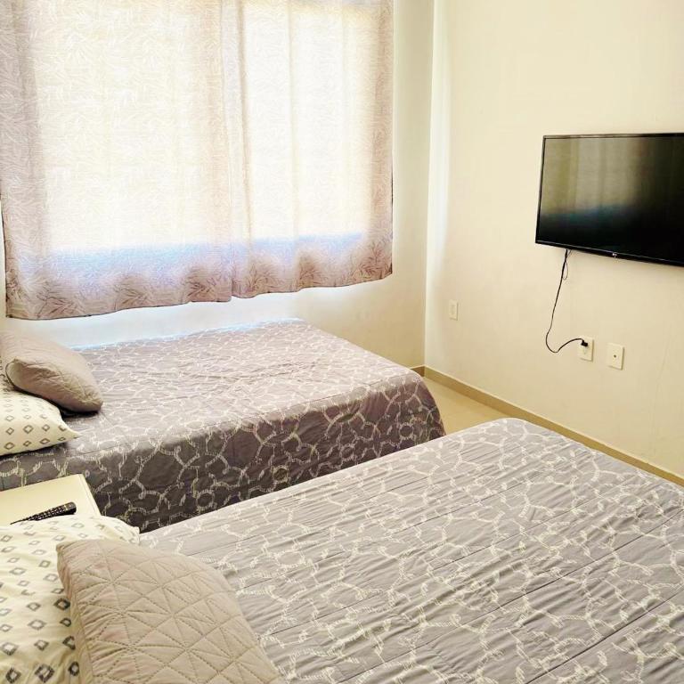 Departamento Flamingo del Lago - 1 Min Malecón - Three-Bedroom Apartment - 3