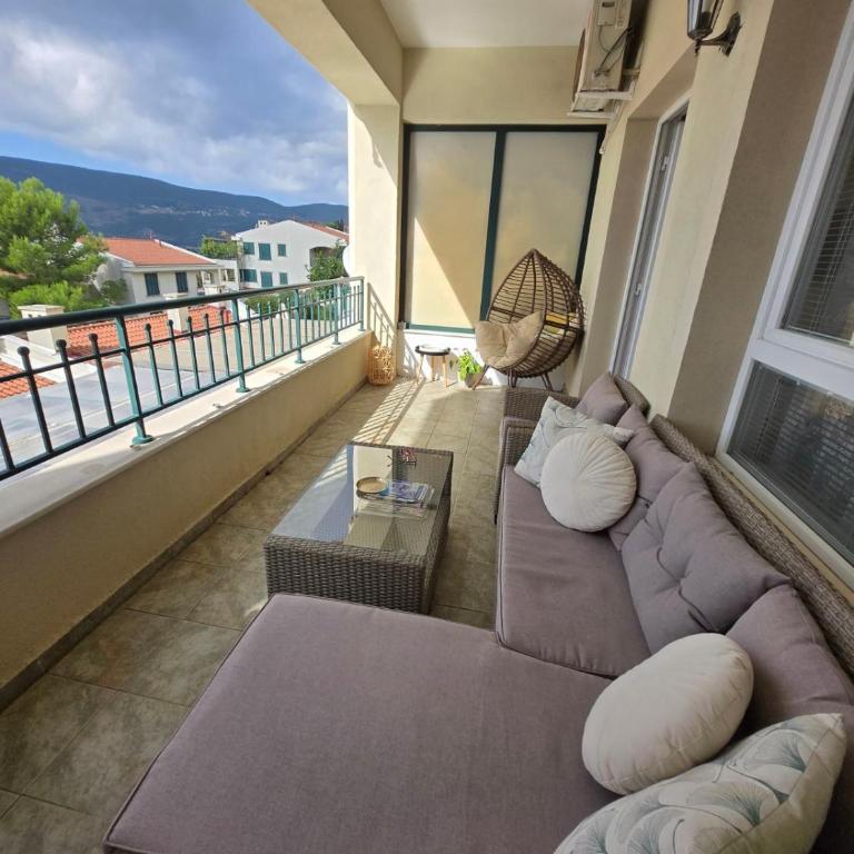 Beachside Studio with Sea View - Herceg Novi - Studio with Sea View - 36