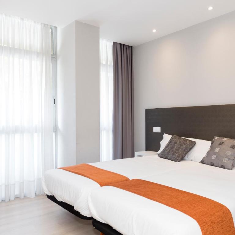 Hostal Aslyp 114 - Twin Room - 23