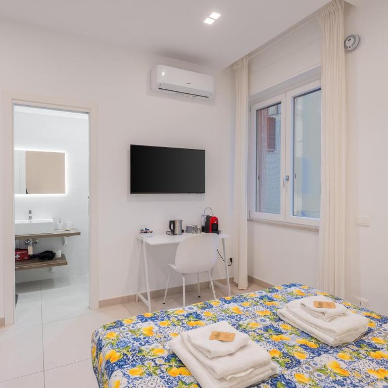 Brezza di Stabia Rooms - Camera Matrimoniale con Vasca Idromassaggio - 17