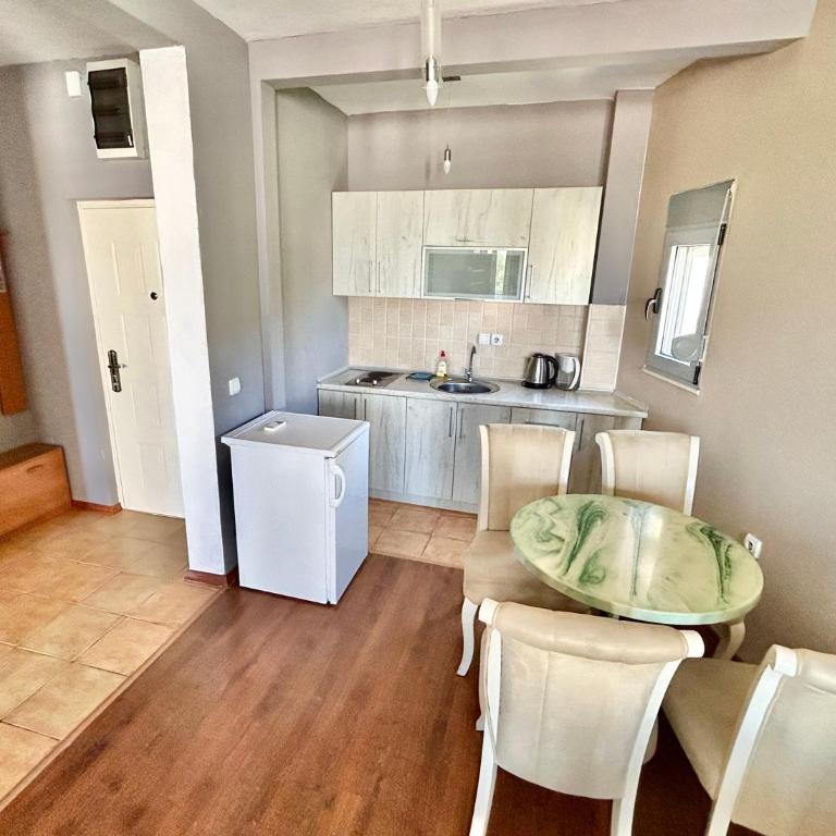 Romantica Apartments - Apartman sa 1 Spavaćom Sobom, Pogledom na More i Balkonom - 8