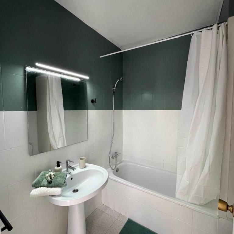 Apartamento costa norte con Jardín - Two-Bedroom Apartment - 9