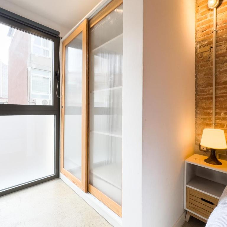 Barcelona Touch Apartments - Font Honrada - Two-Bedroom Apartment - 10