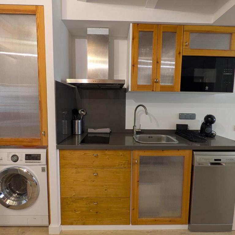 Barcelona Touch Apartments - Font Honrada - One-Bedroom Apartment - 14