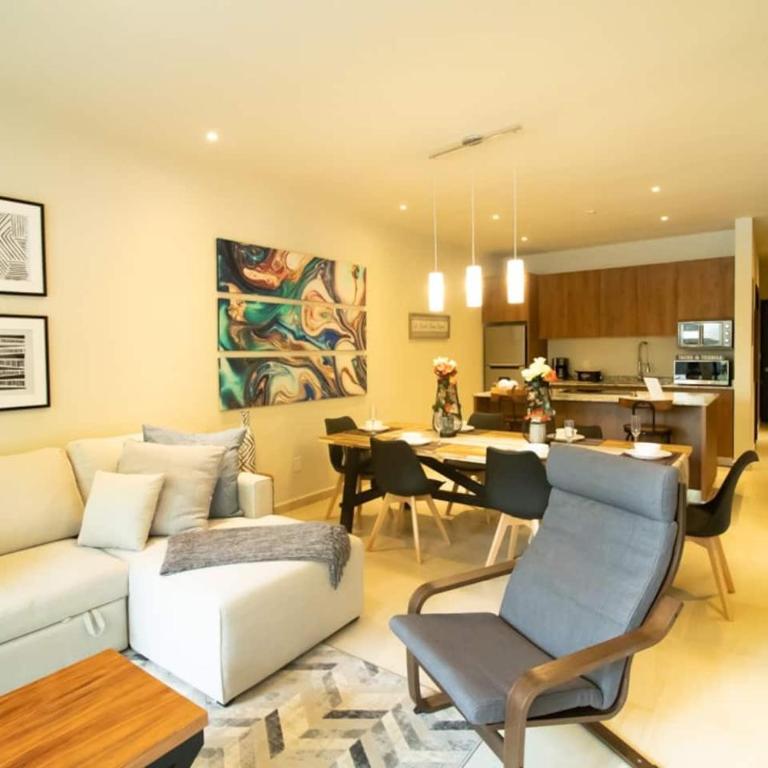 RayoDeSol Condo10min to Beach,Gym,Pool,WIFI 200MB - Three-Bedroom Apartment - 1