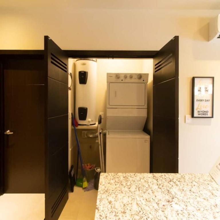 RayoDeSol Condo10min to Beach,Gym,Pool,WIFI 200MB - Three-Bedroom Apartment - 29