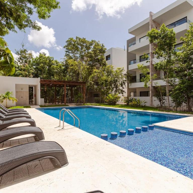 RayoDeSol Condo10min to Beach,Gym,Pool,WIFI 200MB - Three-Bedroom Apartment - 40