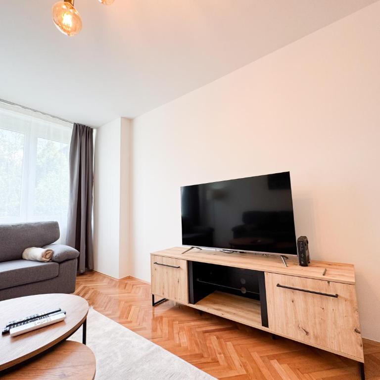 Modern Stay Grbavica - Quiet Area & Free Parking - One-Bedroom Apartment - 15