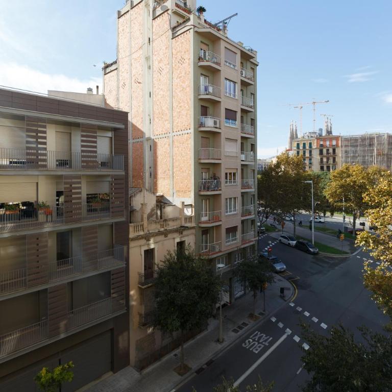 Barnapartments Monumental - Three-Bedroom Apartment - 24