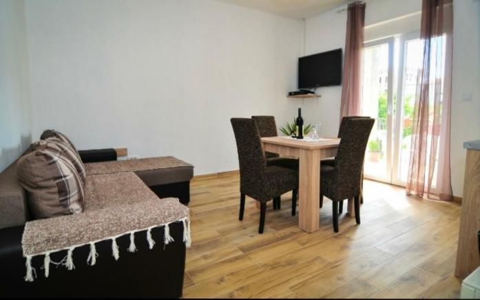 Apartmani Bekonja - One-Bedroom Apartment - 7