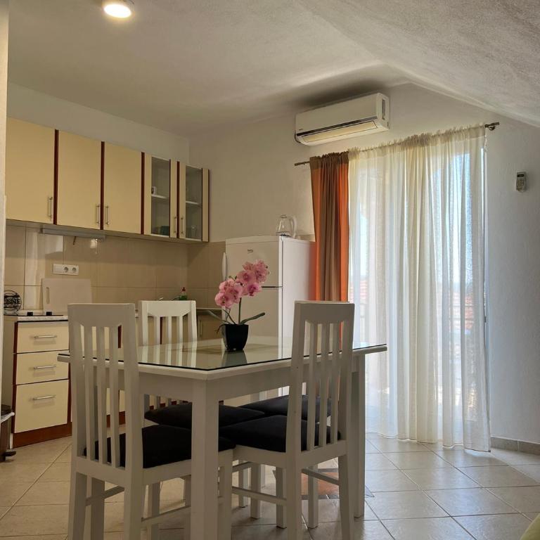 Apartmani Bekonja - One-Bedroom Apartment - 10