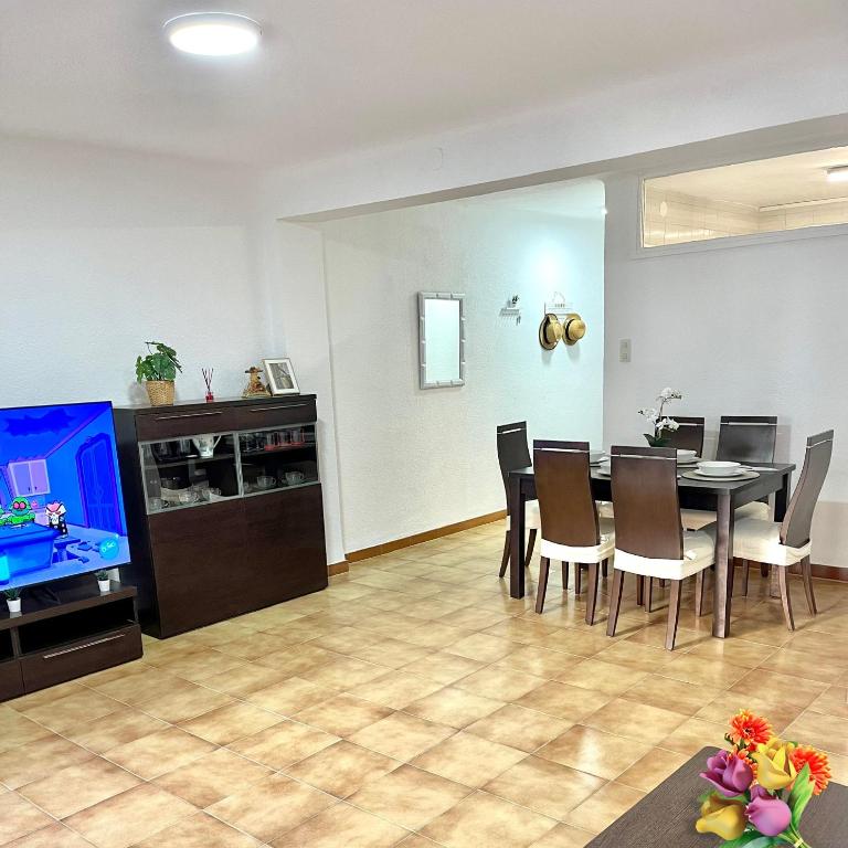 PINEDA y VISTAS PLAYA - Apartment with Sea View - 3