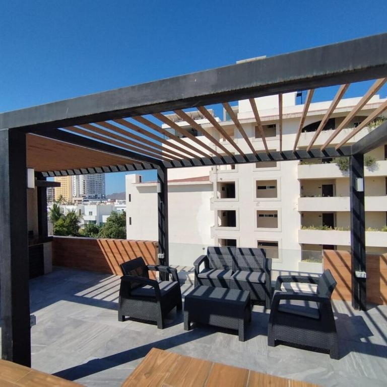 Arena walking distance from the beach - One-Bedroom Apartment - 24