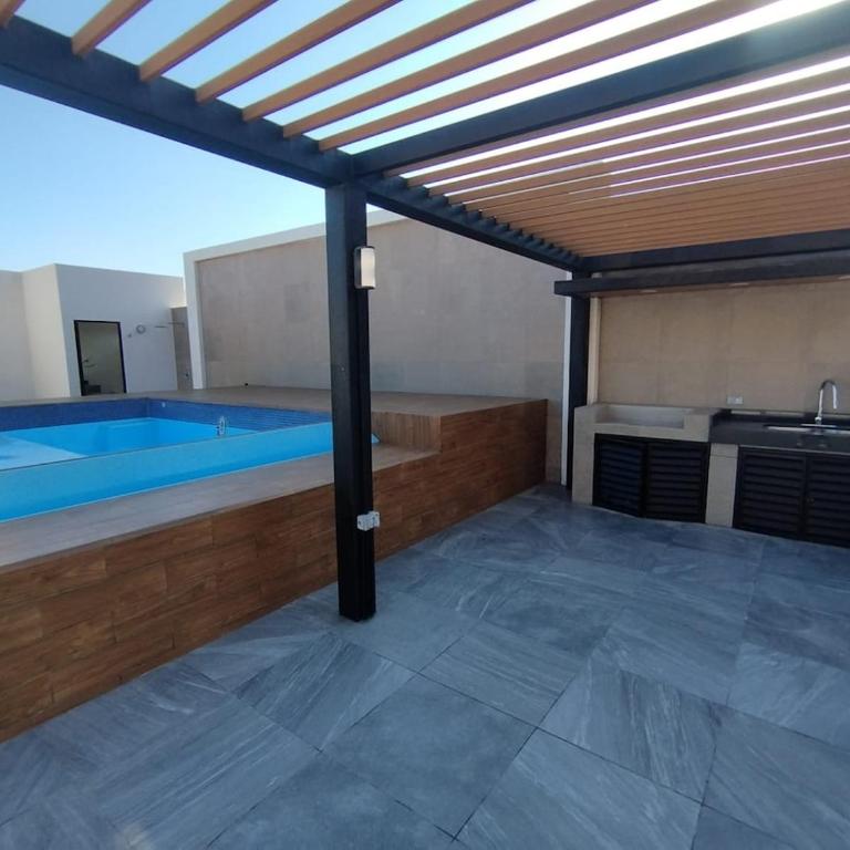 Arena walking distance from the beach - One-Bedroom Apartment - 1