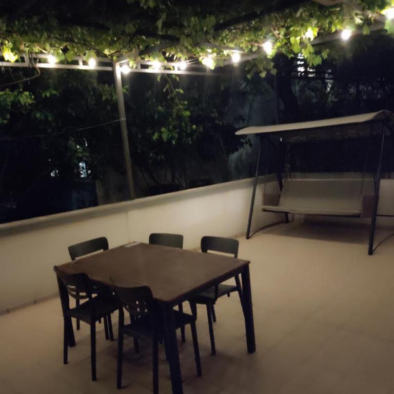 Una apartmani Petrovac - One-Bedroom Apartment with Garden View - 2