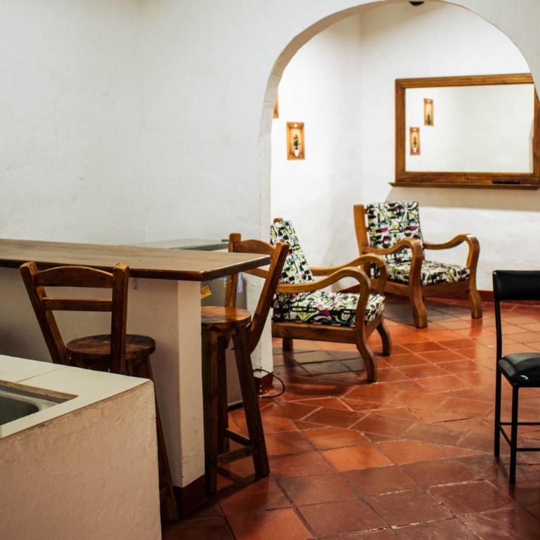 Apartahotel Casa de Angel - Apartment - 4