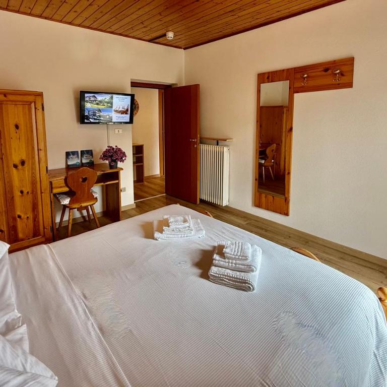 Hotel Latemar - Camera Familiare - 4