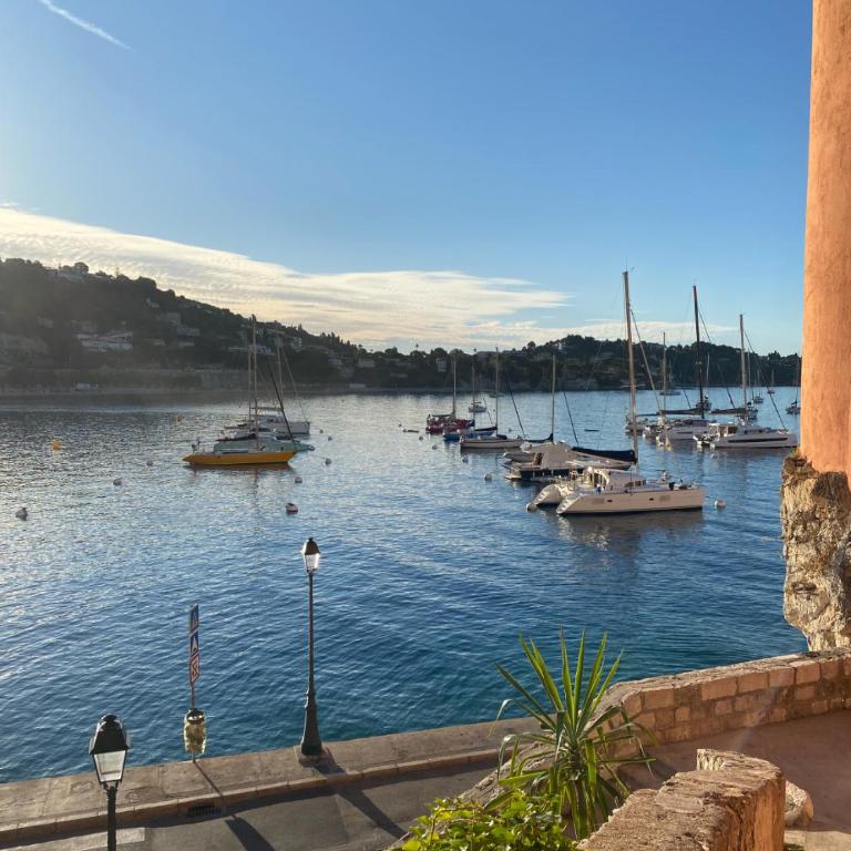 Logement Atypique - Appartement 1 Chambre - 22